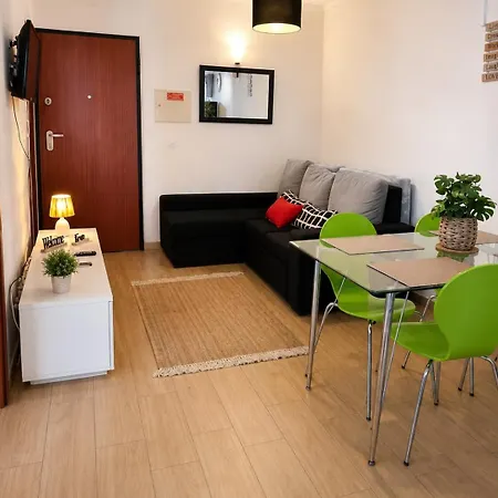 Flat Near The With Ac And A Private Balcony